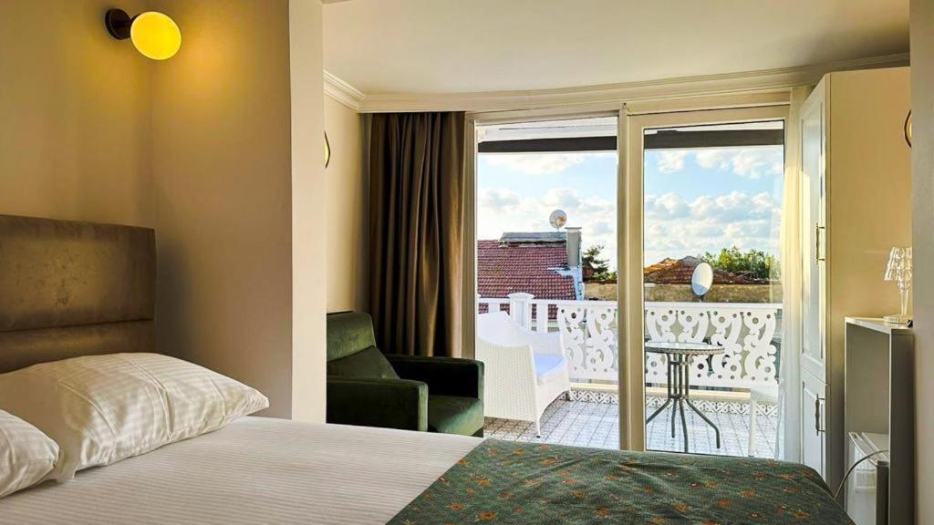 Hi Hotel Ivy Bueyuekada Adalar Kültér fotó