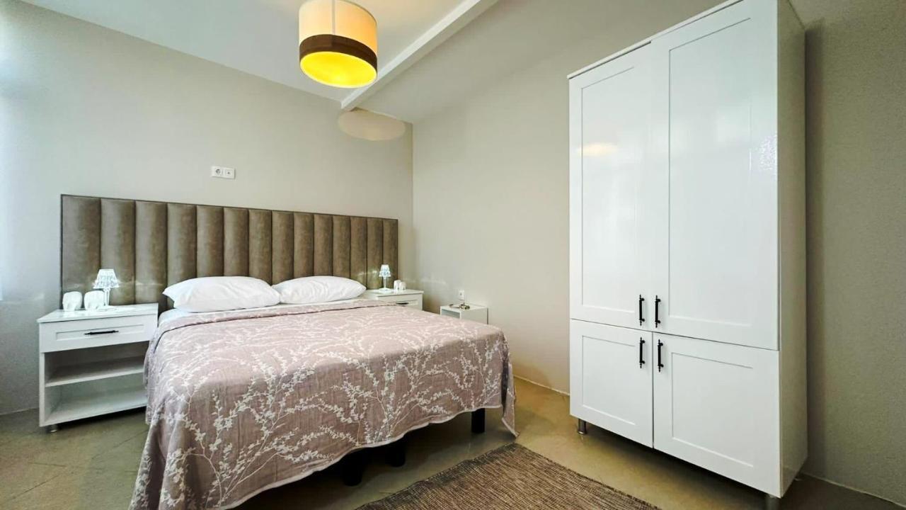 Hi Hotel Ivy Bueyuekada Adalar Kültér fotó