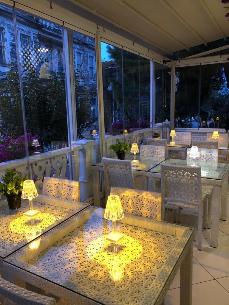 Hi Hotel Ivy Bueyuekada Adalar Kültér fotó